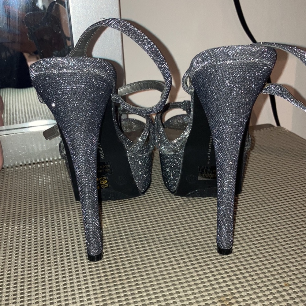 Chinese Laundry heels - Picture 8 of 8